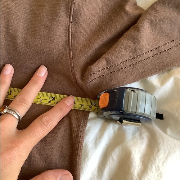 Athleta Women’s Wool Blend Turtleneck Ascent Seamless Rustic Beige Fit S Shirt - Picture 5 of 8